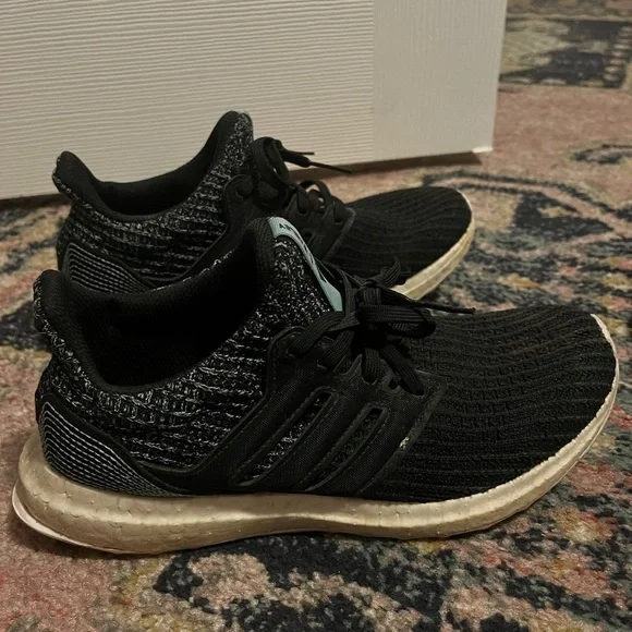 adidas gazelle silver green womens adidas Ultraboost Light x Parley Shoes Non-Died/Black/Wonder / 7.5